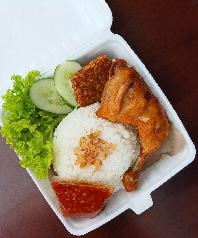 Nasi Ayam Jumbo